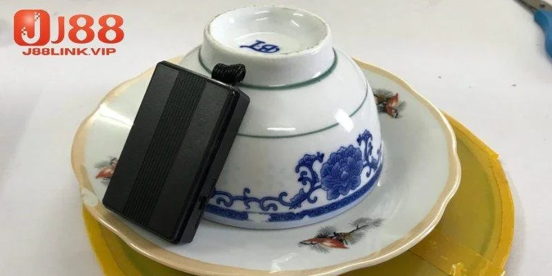 Điểm thú vị khi chơi xóc đĩa tại J88